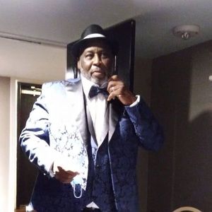 Meet your Posher, Edna